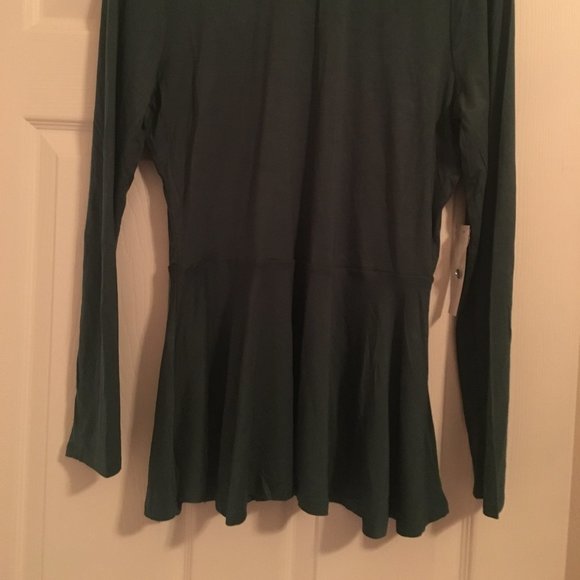 Peplum Waist T-shirt Top (NWT) - Picture 2 of 5